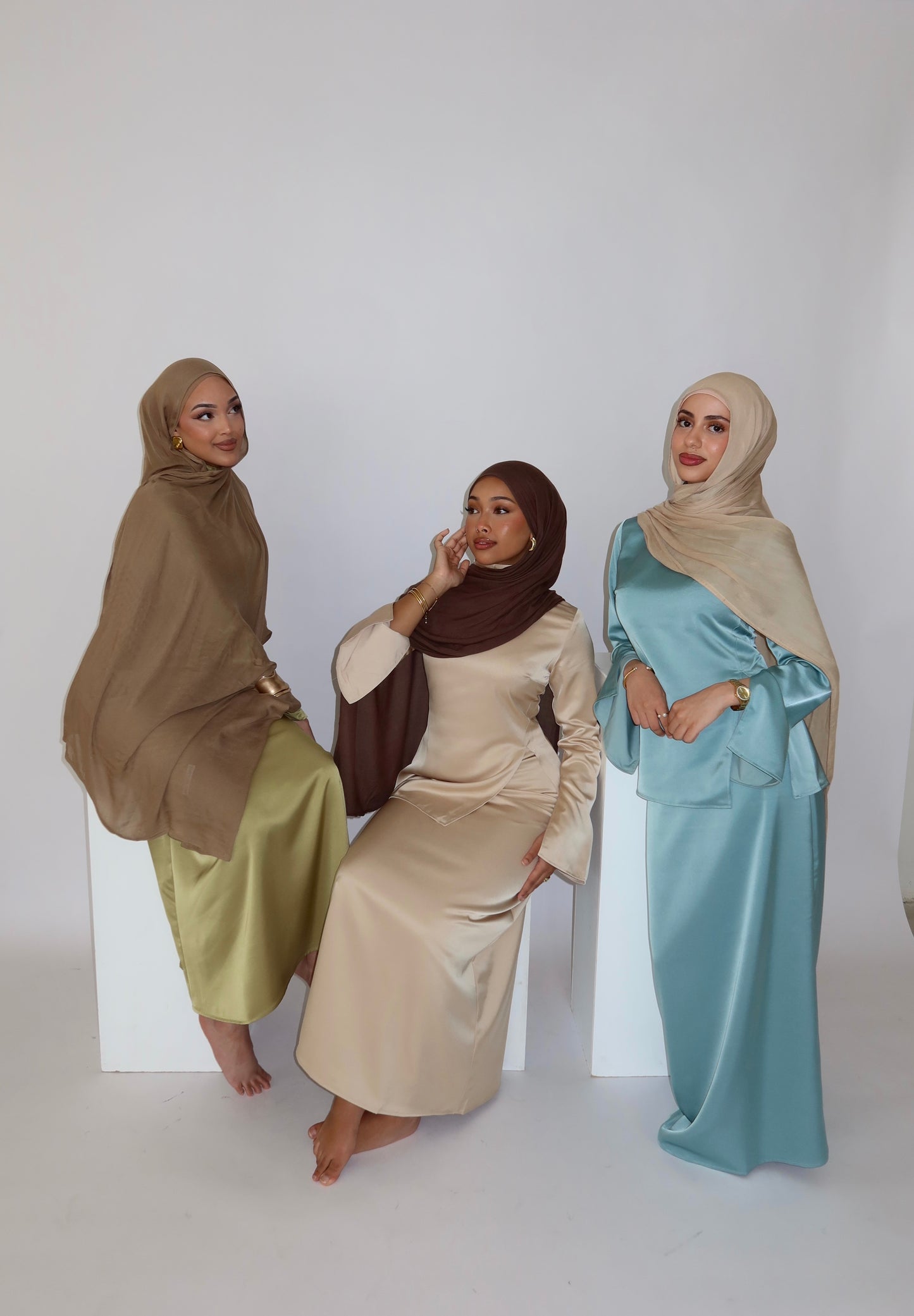 The Alaia Set in Sand